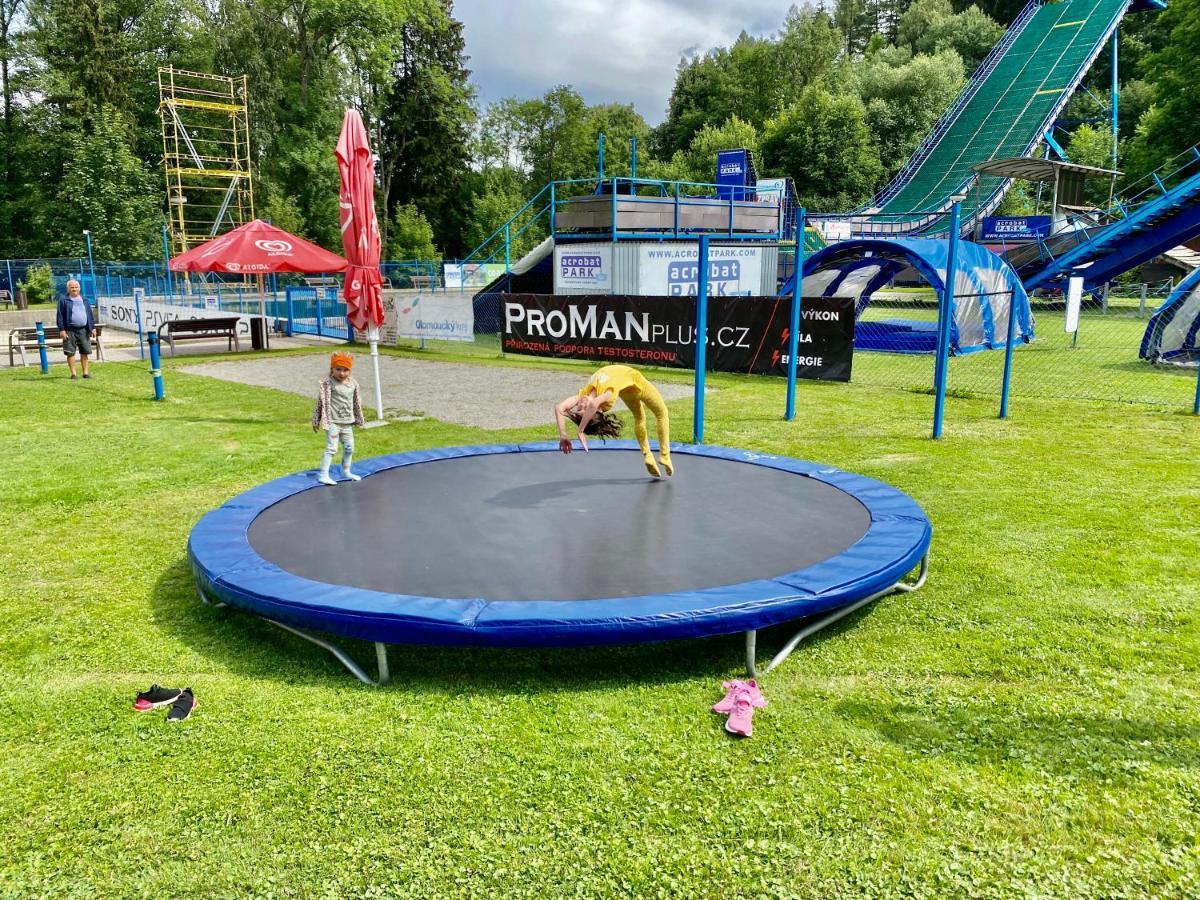 Penzion Acrobat Park Stity Экстерьер фото